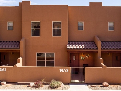 Luxury Townhouse for sale in Moab, United States