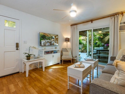 2 bedroom luxury Apartment for sale in Kīhei, Hawaii