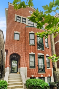 2737 N SOUTHPORT Ave #2, Chicago, IL 60614