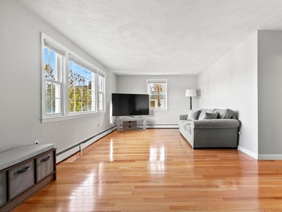 3 bedroom luxury Apartment for sale in Arlington, Massachusetts