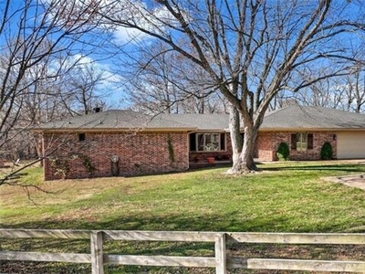 Home For Sale In Bentonville, Arkansas