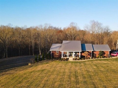 Home For Sale In Greensburg, Kentucky