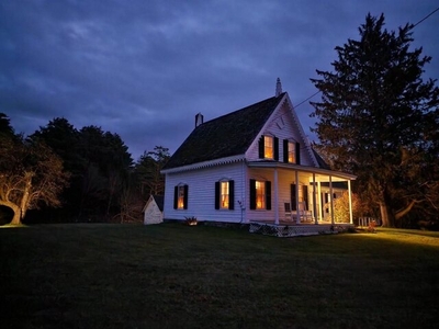 Home For Sale In Greenville, New York
