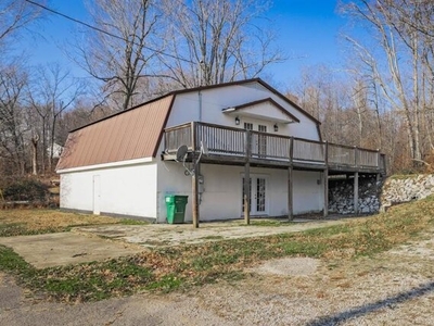 Home For Sale In Hawesville, Kentucky