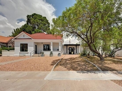 Home For Sale In Marfa, Texas