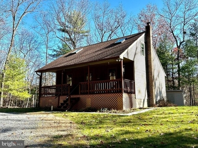 Home For Sale In Neelyton, Pennsylvania