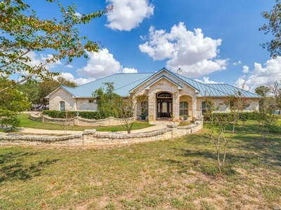 Home For Sale In Poteet, Texas