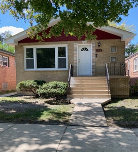 6224 S Seeley Avenue, Chicago, IL 60636