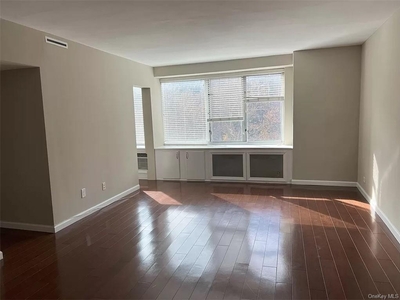 392 Central Park 5Y, New York, NY, 10025 | Nest Seekers