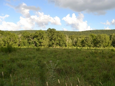 Building Land in Warwick, United States