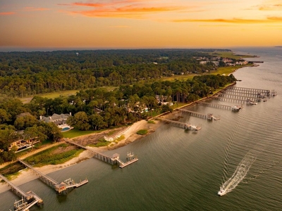 Land Available in Hilton Head Island, South Carolina