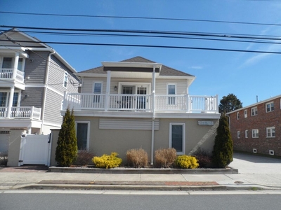 Luxury 2 bedroom Detached House for sale in Margate City, New Jersey