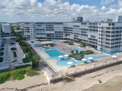 Luxury apartment complex for sale in South Palm Beach, United States