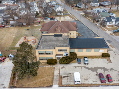 620 Logan Ave, Belvidere, IL, 61008 - Office Property For Sale .com