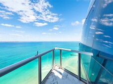 5 bedroom luxury penthouse for sale in 17121 Collins Ave, Sunny Isles Beach, Miami-Dade, Florida