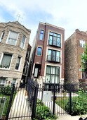 849 N Rockwell St #2, Chicago, IL 60622