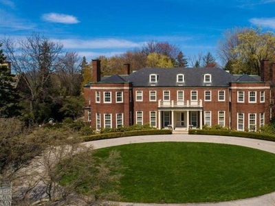 Home For Sale In Grosse Pointe Farms, Michigan