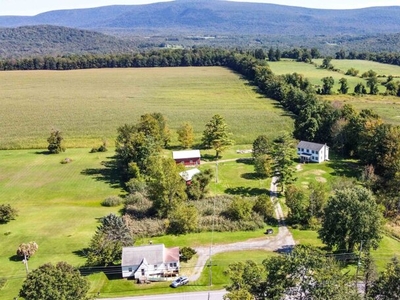 Home For Sale In Shaftsbury, Vermont