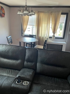 New York Accommodation, Bed and Breakfast - Hosted 3 Bedroom in Jamaica, Queens