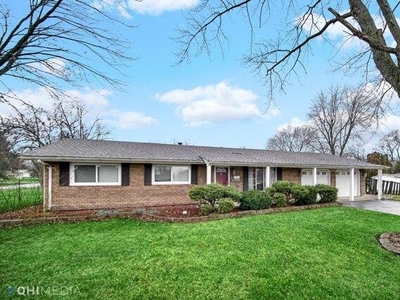 3 bedroom, Country Club Hills IL 60478