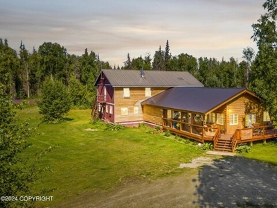 Home For Sale In Skwentna, Alaska