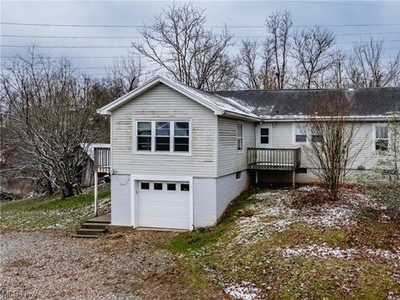 Home For Sale In Waverly, West Virginia