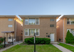 3440 S Hamilton Avenue, Chicago, IL 60608