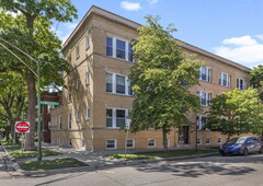 4100 N Wolcott Ave #1, Chicago, IL 60613