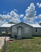 102 SE 6th Ave, Mulberry, FL 33860
