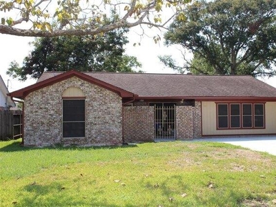 3 bedroom, La Porte TX 77571