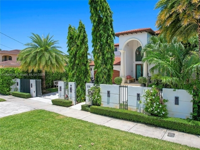 5 bedroom luxury Villa for sale in Miami Beach, United States