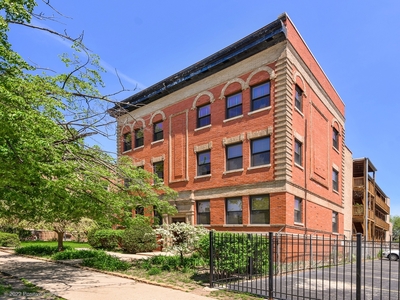 4845 N Ravenswood Ave #1N, Chicago, IL 60640
