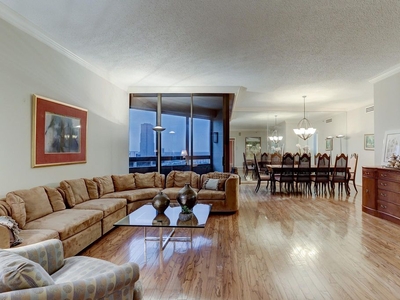 5 room luxury Apartment for sale in Houston, United States