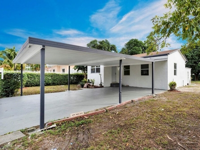 Luxury Villa for sale in Miami Heights Trailer Park, Florida