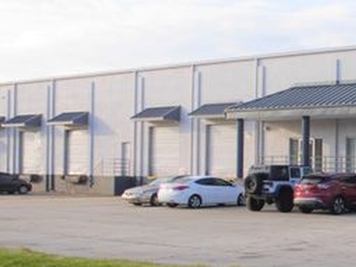 TAMPA EAST INDUSTRIAL PARK - 1201 Old Hopewell Rd, Tampa, FL 33619