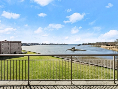 2 bedroom luxury Apartment for sale in Greenwich, Connecticut