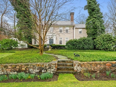 5 bedroom luxury Detached House for sale in Wellesley, Massachusetts