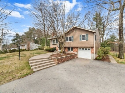 Home For Sale In Walpole, Massachusetts