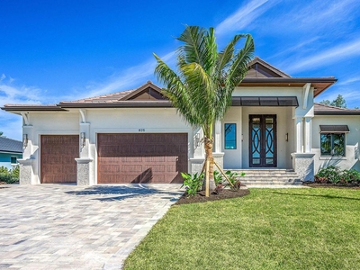 Luxury 3 bedroom Detached House for sale in Cape Coral, United States