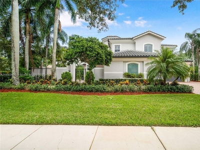 5 bedroom luxury Villa for sale in Davie, Florida