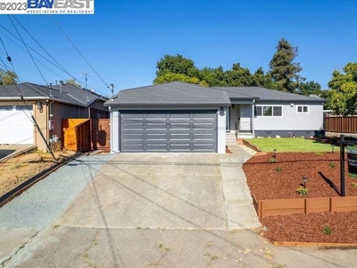 4470 Seven Hills Rd, Castro Valley, CA 94546 for Sale in Hayward, California Classified