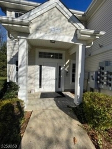 Condo For Rent In Lopatcong, New Jersey