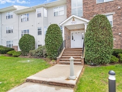 Condo For Rent In Riverdale, New Jersey