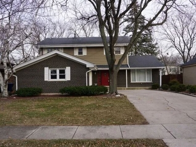 Home For Rent In Flossmoor, Illinois