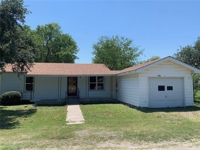 Home For Rent In Sinton, Texas