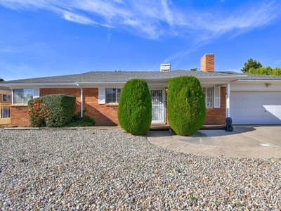 Home For Sale In Albuquerque, New Mexico