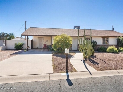 Home For Sale In Apache Junction, Arizona