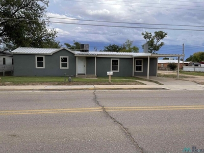 Home For Sale In Artesia, New Mexico