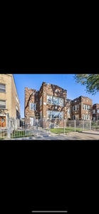 Home For Sale In Chicago, Illinois