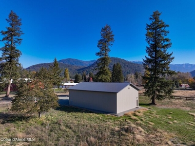 Home For Sale In Clark Fork, Idaho